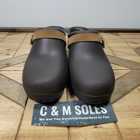 Crocs 203631 Sarah Espresso Croslite Slip On Mule - Picture 3 of 9